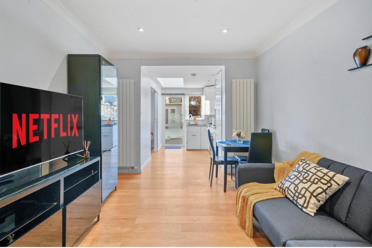 Cosy Haven Wembley Apartment Exterior photo